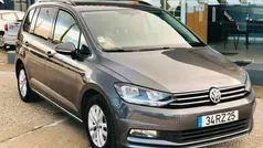 Cinza antracite Usado 2016 VW Touran Monovolume | € 17.500 (Preço elevado)