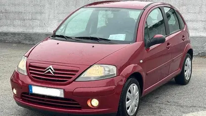 Vermelho Usado 2003 Citroën C3 Citadino | € 3.750 (Preço justo)