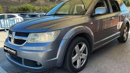 Cinza Usado 2009 Dodge Journey SUV | € 9.990 (Bom preço)