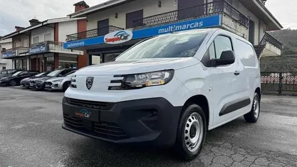Usado Peugeot Partner 102 HP (75 kW) 2024 Branco Monovolume