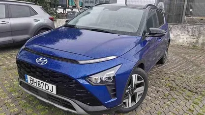 Azul Usado 2024 Hyundai Bayon Premium SUV | € 21.490 (Preço justo)