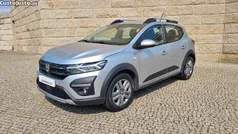 Cinza Usado 2021 Dacia Sandero Citadino | € 11.990 (Bom preço)