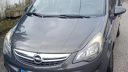 Usado 2014 Opel Corsa Sedan | € 6.400 (Preço justo)