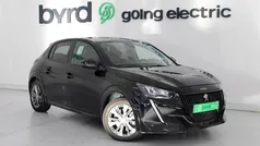 Usado 2022 Peugeot e-208 Allure Citadino | € 18.900 (Preço justo)