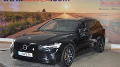 Preto Usado 2022 Volvo V60 Carrinha | € 37.500 (Preço justo)