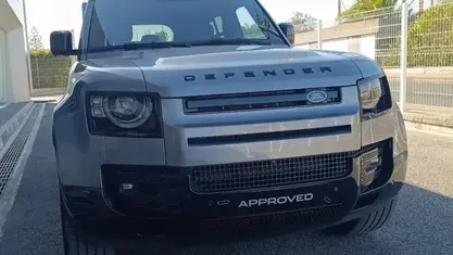 Usado Land Rover Defender SE Dynamic 404 HP (297 kW) 2023 SUV