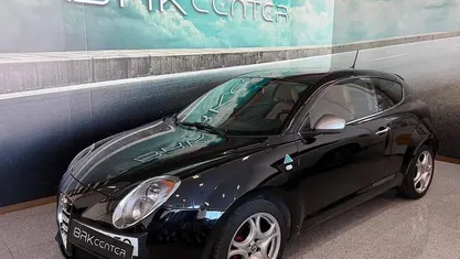 Usado Alfa Romeo MiTo 105 HP (77 kW) 2014 Preto Citadino