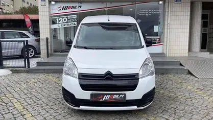 Branco Usado 2018 Citroën Berlingo Attraction Monovolume | € 9.990 (Bom preço)