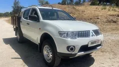 Branco Usado 2009 Mitsubishi L200 Pickup | € 18.700 (Preço justo)