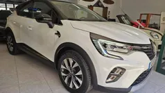 Branco Usado 2021 Renault Captur Intens SUV | € 17.900 (Preço justo)