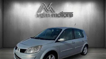 Usado 2007 Renault Scénic Monovolume | € 2.750 (Preço justo)