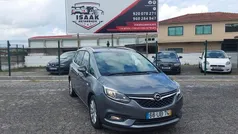 Cinza Usado 2017 Opel Zafira Dynamic Monovolume | € 11.900 (Preço justo)