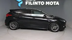 Usado 2017 Ford Focus ST-Line | € 13.490 (Preço justo)