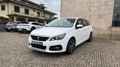 Branco Usado 2018 Peugeot 308 Allure Carrinha | € 11.950 (Preço justo)