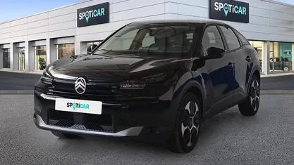 Usado Citroën C4 136 HP (100 kW) 2025 Preto SUV