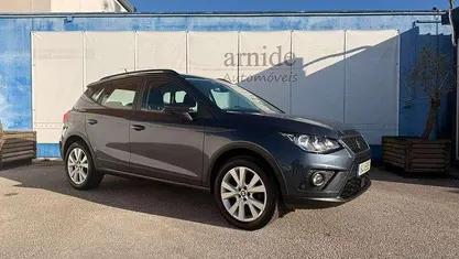 Cinza Usado 2018 Seat Arona XCELLENCE SUV | € 18.490 (Bom preço)