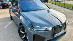 Cinza Usado 2022 BMW iX Performance SUV | € 54.900 (Preço justo)