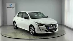 Branco Usado 2023 Peugeot 208 Active Citadino | € 16.490 (Bom preço)