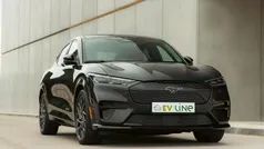 Cinzento Usado 2022 Ford Mustang Mach-E SUV | € 39.990 (Preço justo)