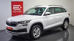 Branco Usado 2023 Skoda Kodiaq Ambition SUV | € 36.900 (Preço justo)