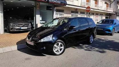 Preto Usado 2006 Mitsubishi Grandis Monovolume | € 8.500 (Preço justo)