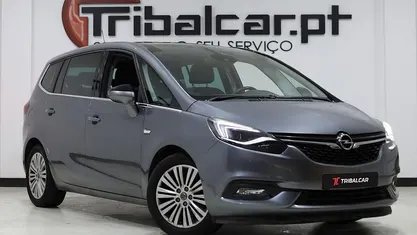 Cinza Usado 2018 Opel Zafira Innovation Monovolume | € 15.900 (Preço justo)