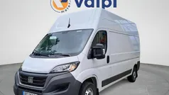 Branco Usado 2023 Fiat Ducato Van | € 32.990 (Preço justo)
