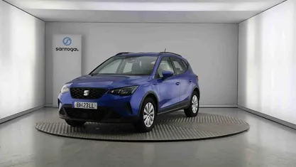 Azul Usado 2024 Seat Arona Style SUV | € 18.490 (Preço justo)