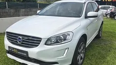 Branco Usado 2015 Volvo XC60 SUV | € 20.000 (Preço justo)