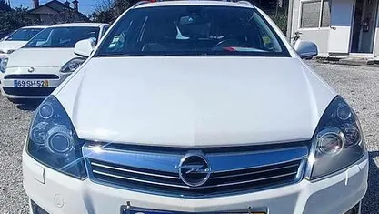 Usado Opel Astra 110 HP (80 kW) 2010 Carrinha