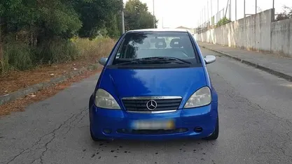 Usado Mercedes A140 82 HP (60 kW) 1999 Citadino