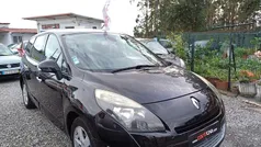 Preto Usado 2009 Renault Grand Scénic III Monovolume | € 6.499 (Preço justo)