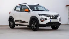 Branco Usado 2022 Dacia Spring Comfort Citadino | € 12.500 (Preço justo)