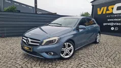 Azul Usado 2012 Mercedes A200 Urban Citadino | € 15.250 (Preço justo)