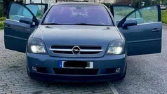 Cinzento Usado 2002 Opel Vectra Citadino | € 3.100 (Preço justo)