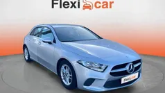 Cinza Usado 2019 Mercedes A180 Style | € 21.990 (Bom preço)
