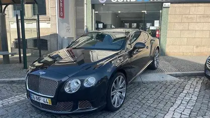 Usado Bentley Continental 575 HP (422 kW) 2011