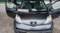 Cinza Usado 2007 Peugeot 107 Citadino | € 4.450 (Preço justo)
