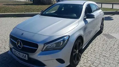Cinzento Usado 2017 Mercedes CLA200 Carrinha | € 19.500 (Super Preço)