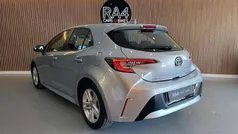 Cinza Usado 2022 Toyota Corolla | € 26.990 (Preço justo)