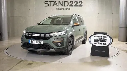 Verde Usado 2023 Dacia Jogger Extreme Monovolume | € 17.150 (Preço justo)