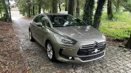 Bege Usado 2012 Citroën DS5 Sport Chic Citadino | € 12.990 (Preço justo)