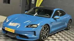 Usado 2024 Porsche Taycan Sedan | € 125.000