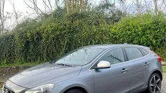 Usado 2015 Volvo V40 R-Design Carrinha | € 11.000 (Preço justo)