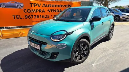 Novo Fiat 600 La Prima 101 HP (74 kW) 2025 Verde SUV