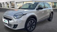 Bege Usado 2024 Fiat 600 SUV | € 22.900 (Bom preço)