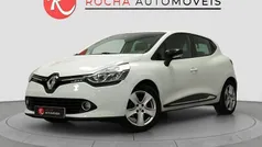 Branco Usado 2016 Renault Clio IV LIMITED Citadino | € 10.499 (Preço justo)