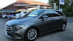 Cinza Usado 2020 Mercedes B180 Progressive Monovolume | € 25.600 (Preço justo)