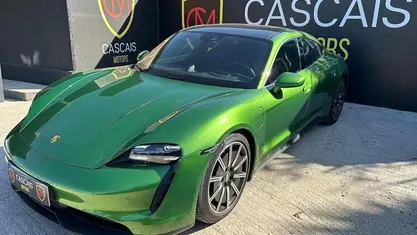 Verde Usado 2022 Porsche Taycan Sedan | € 74.990 (Bom preço)