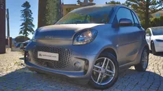 Cinzento Usado 2020 Smart ForTwo Electric Drive Coupé | € 10.900 (Preço justo)